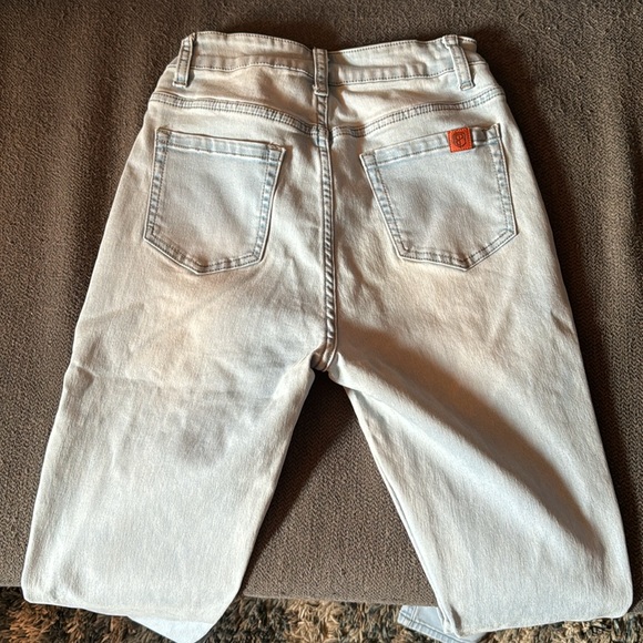 Like new Born Primitive jeans - Picture 2 of 2